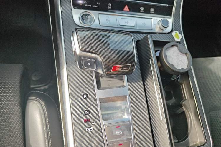 Used Audi Q8 2021 55 TFSI Prestige Dynamic Edition Gear Lever