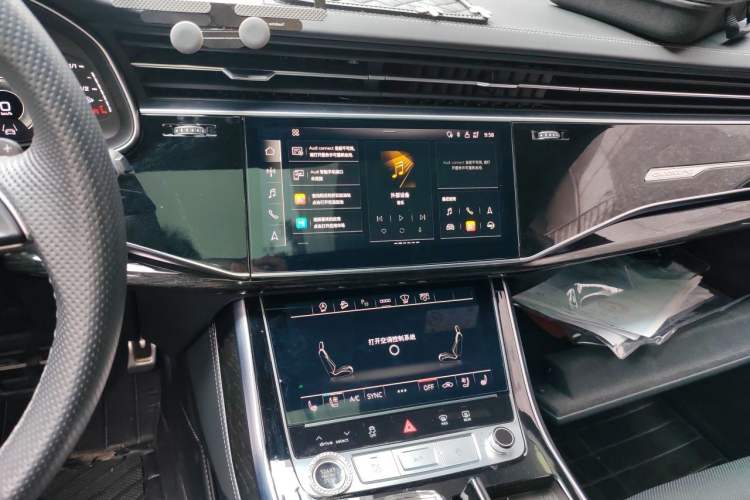 Used Audi Q8 2022 55 TFSI Prestige Dynamic Edition Audio And AC Panel