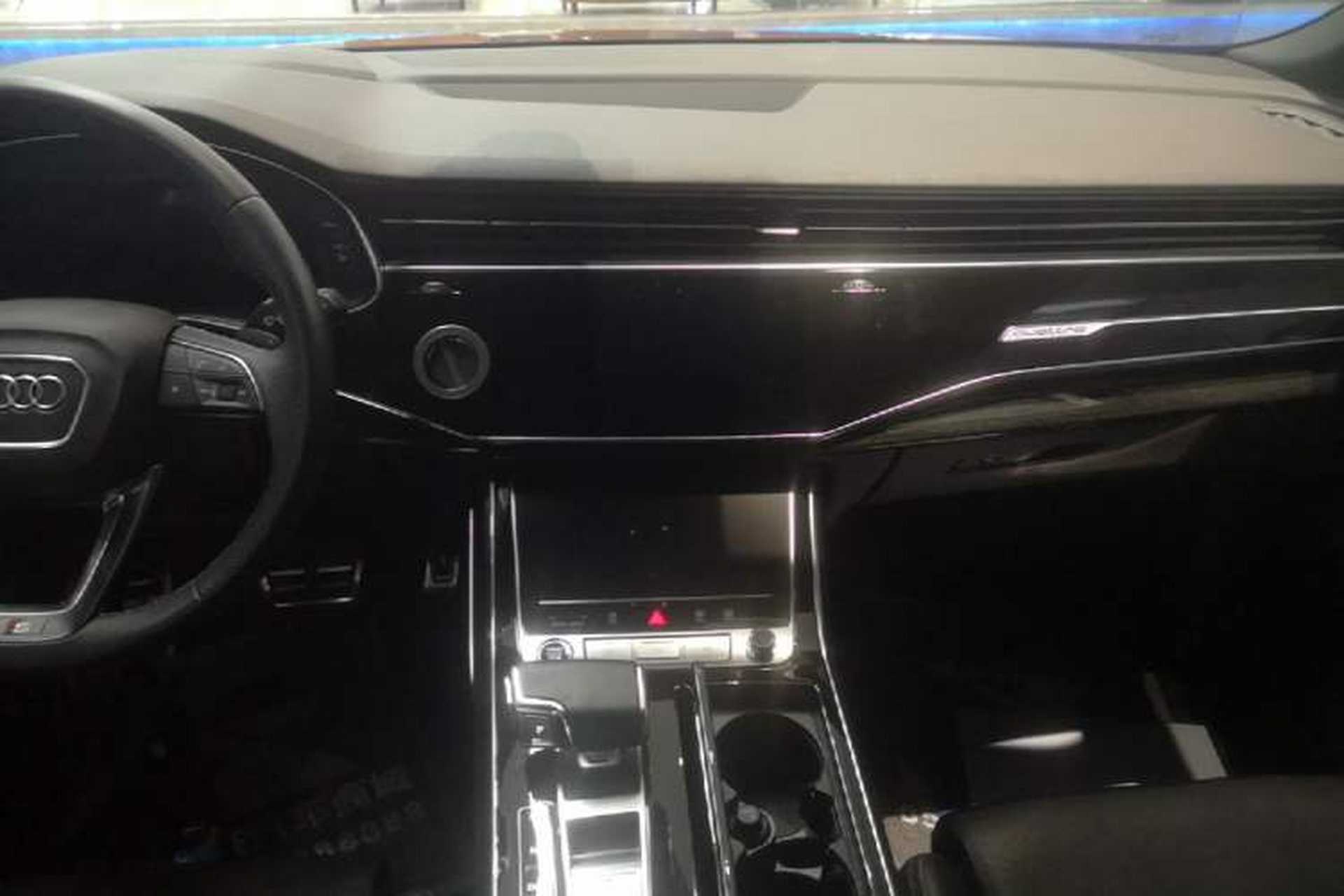 Used Audi Q8 2022 55 TFSI Prestige Dynamic Edition Audio And AC Panel