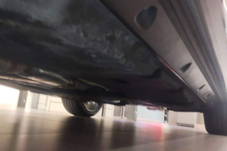 Used Audi Q8  Chassis Front Left