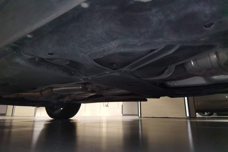 Used Audi Q8 2022 55 TFSI Snow Sports Edition Chassis Rear Left