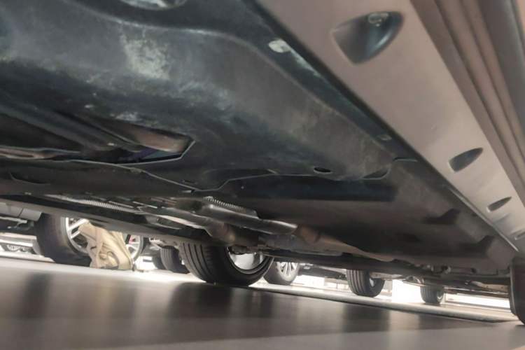 Used Audi Q8  Chassis Rear Right