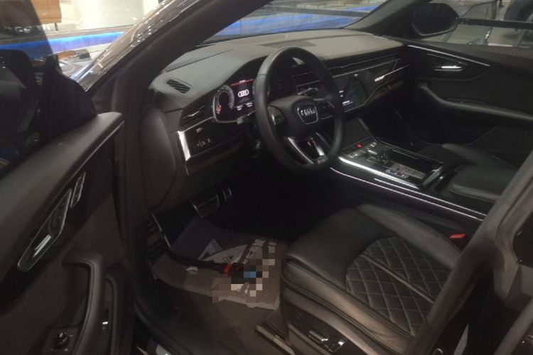 Used Audi Q8 2022 55 TFSI Prestige Dynamic Edition Driver Seat