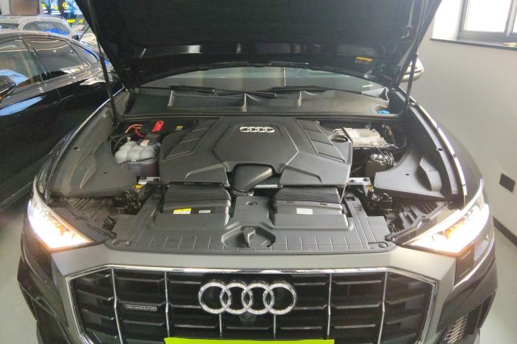 Used Audi Q8 2022 55 TFSI Luxury Dynamic Edition Engine Bay
