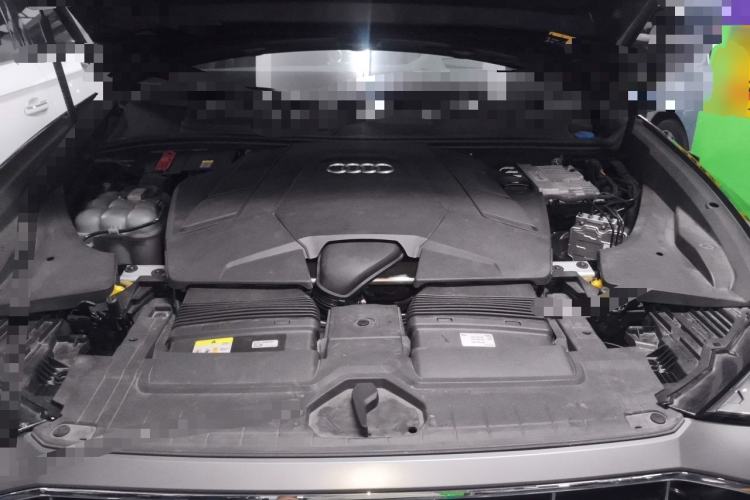 Used Audi Q8 2022 55 TFSI Luxury Dynamic Edition Engine Bay