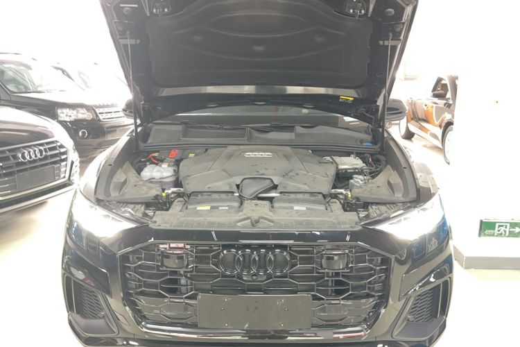 Used Audi Q8 2022 55 TFSI Luxury Dynamic Edition Engine Bay