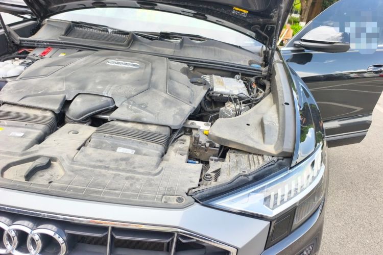 Used Audi Q8 2022 55 TFSI Luxury Dynamic Edition Engine Bay Left