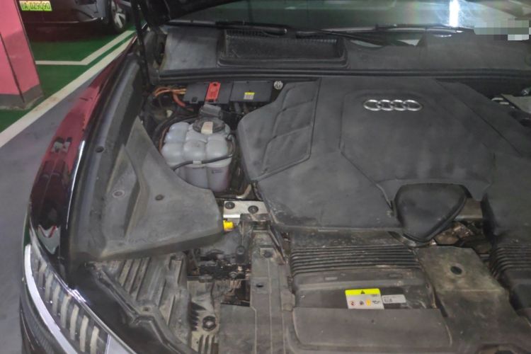 Used Audi Q8 2022 55 TFSI Prestige Dynamic Edition Engine Bay Right