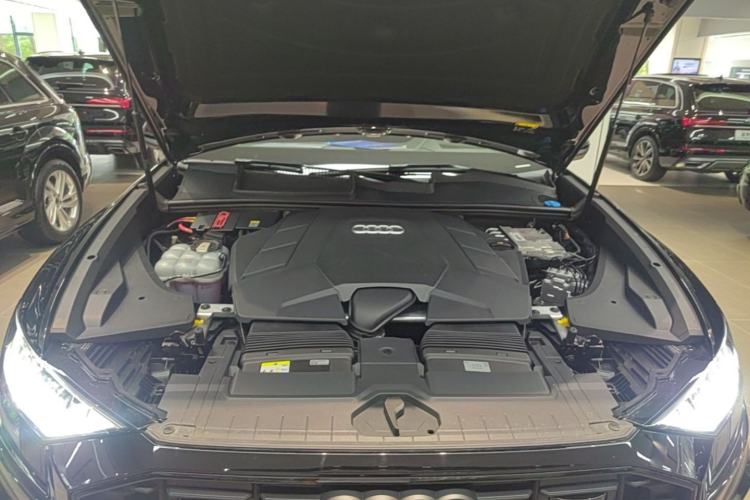 Used Audi Q8 2022 55 TFSI Snow Sports Edition Engine Bay