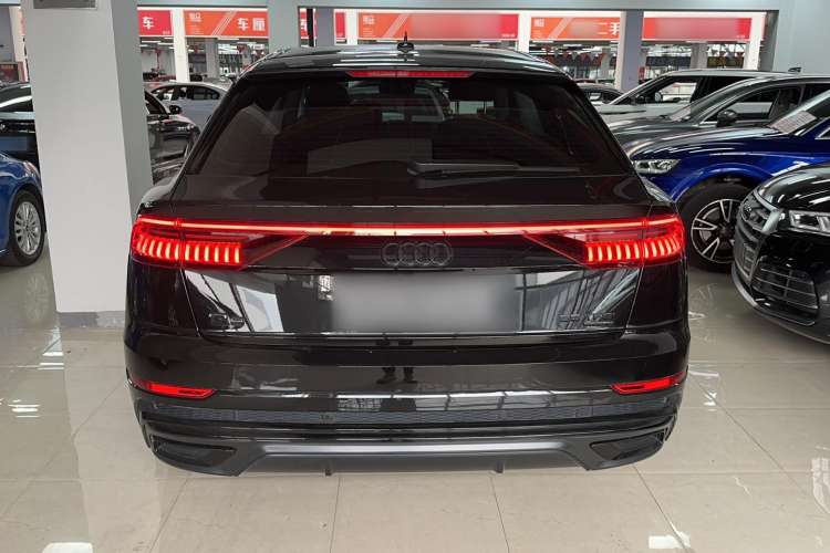 Used Audi Q8 2022 55 TFSI Luxury Dynamic Edition Exterior 4