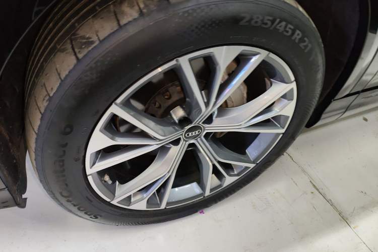Used Audi Q8 2022 55 TFSI Luxury Dynamic Edition Exterior 4