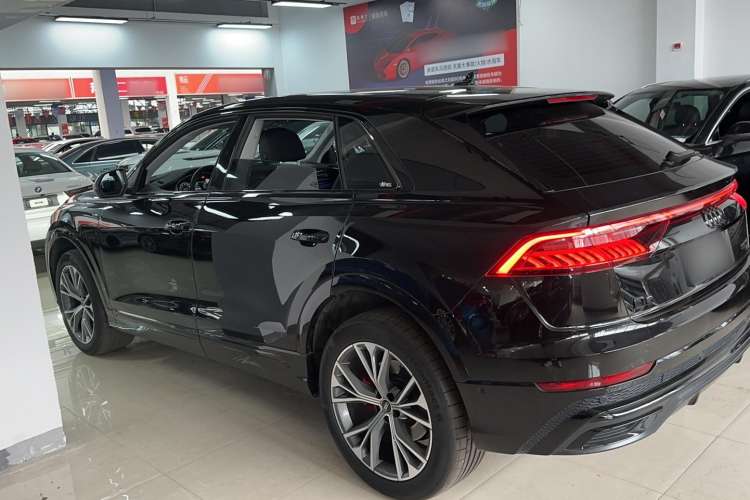 Used Audi Q8 2022 55 TFSI Luxury Dynamic Edition Exterior 5