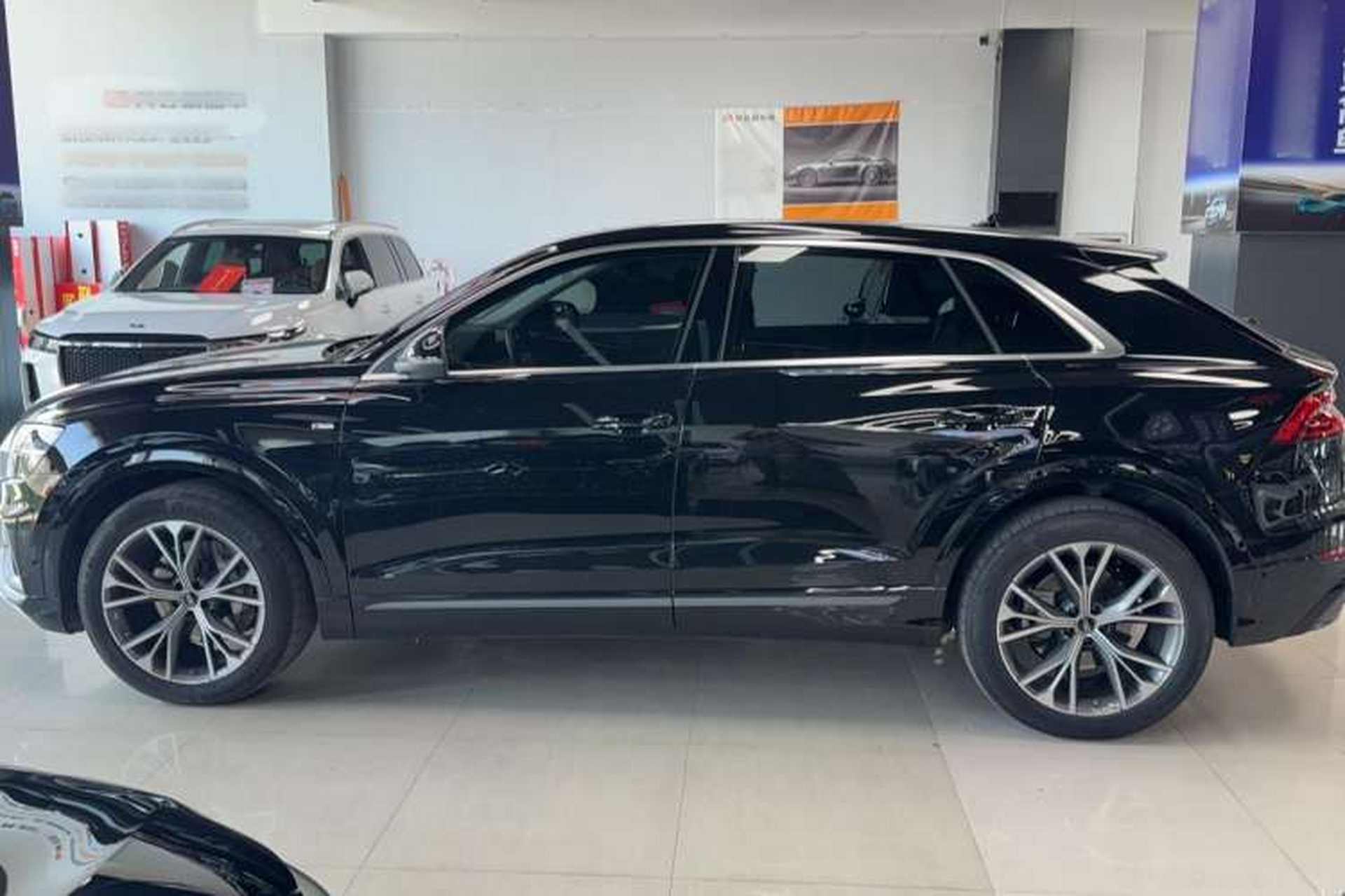 Used Audi Q8 2022 55 TFSI Luxury Dynamic Edition Exterior 5