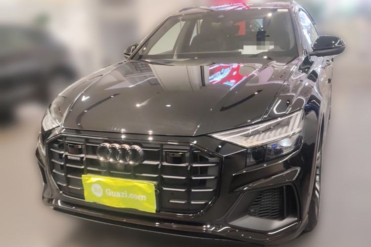 Used Audi Q8  Front