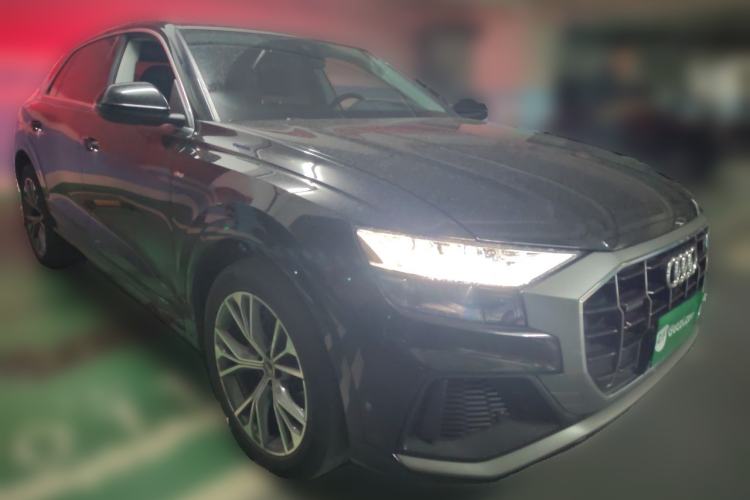 Used Audi Q8 2022 55 TFSI Luxury Dynamic Edition Front Right 45 Deg