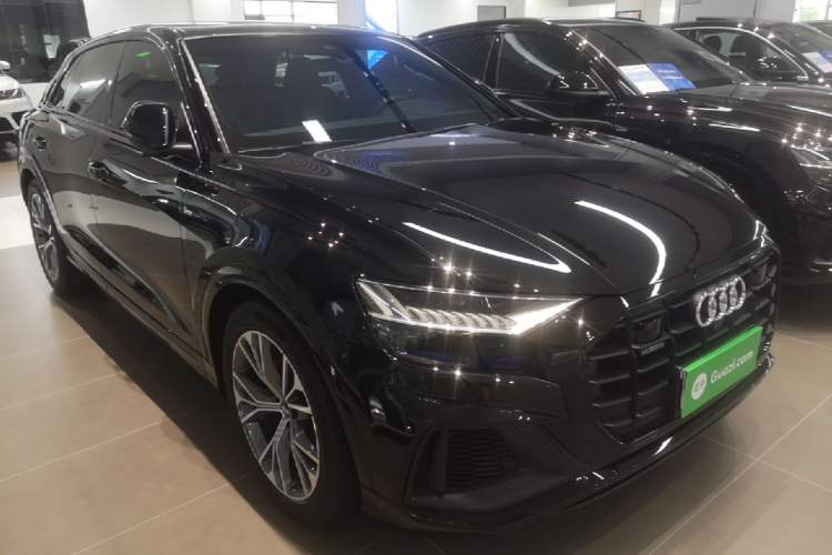 Used Audi Q8 2022 55 TFSI Prestige Dynamic Edition Front Right 45 Deg