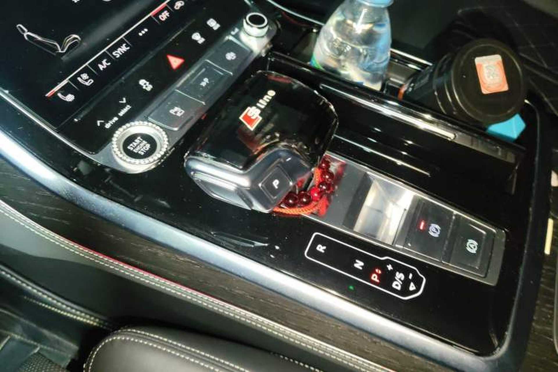 Used Audi Q8 2022 55 TFSI Prestige Dynamic Edition Gear Lever