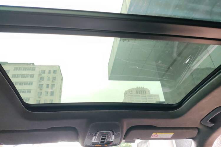 Used Audi Q8 2022 55 TFSI Prestige Dynamic Edition Headliner