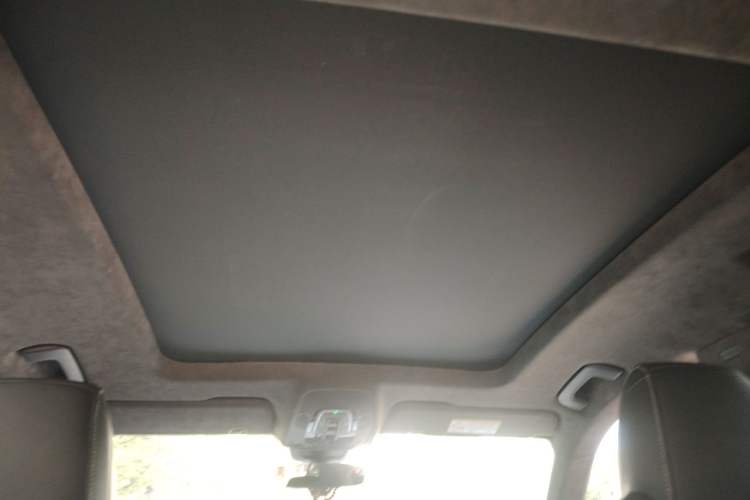Used Audi Q8 2022 55 TFSI Snow Sports Edition Headliner