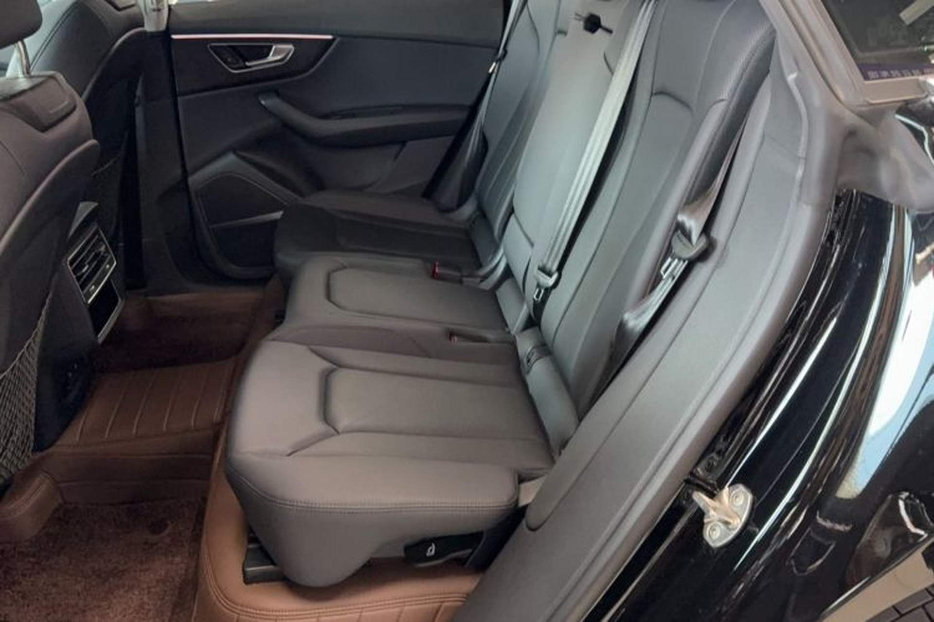 Used Audi Q8 2022 55 TFSI Luxury Dynamic Edition Interior 1