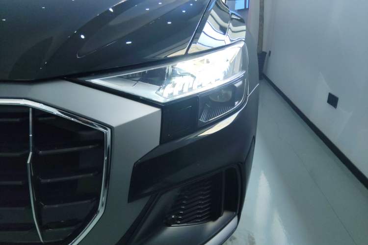 Used Audi Q8 2022 55 TFSI Luxury Dynamic Edition Left Front Headlight