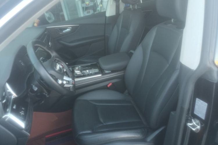 Used Audi Q8 2022 55 TFSI Luxury Dynamic Edition Left Front Seat