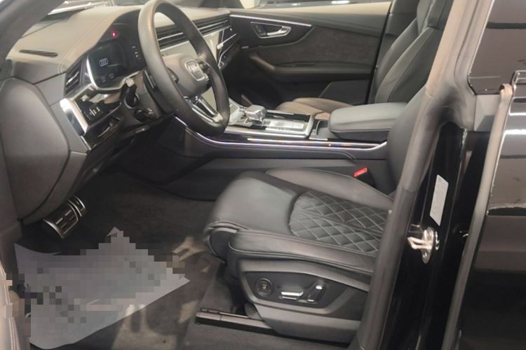 Used Audi Q8  Left Front Seat