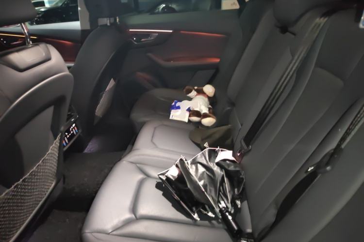 Used Audi Q8 2022 55 TFSI Luxury Dynamic Edition Left Rear Seat