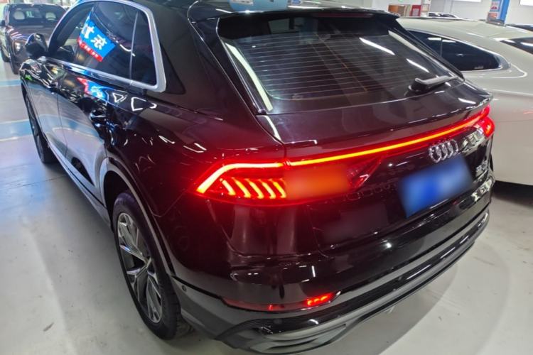Used Audi Q8 2022 55 TFSI Luxury Dynamic Edition Rear Left 45 Deg