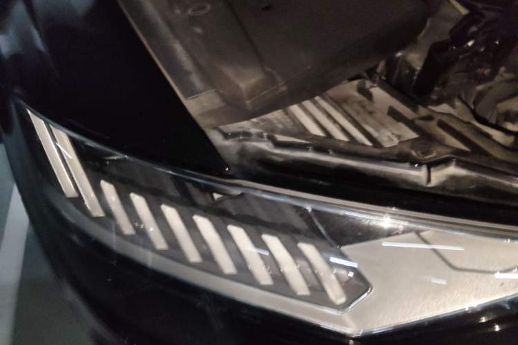 Used Audi Q8 2022 55 TFSI Prestige Dynamic Edition Right Front Headlight