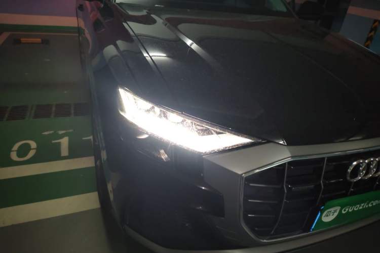 Used Audi Q8 2022 55 TFSI Luxury Dynamic Edition Right Front Headlight
