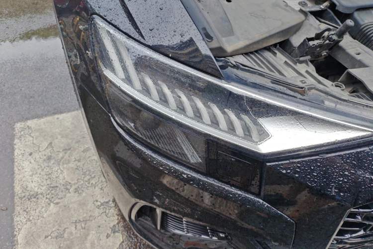 Used Audi Q8 2022 55 TFSI Luxury Dynamic Edition Right Front Headlight