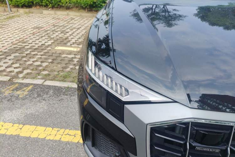 Used Audi Q8 2022 55 TFSI Luxury Dynamic Edition Right Front Headlight