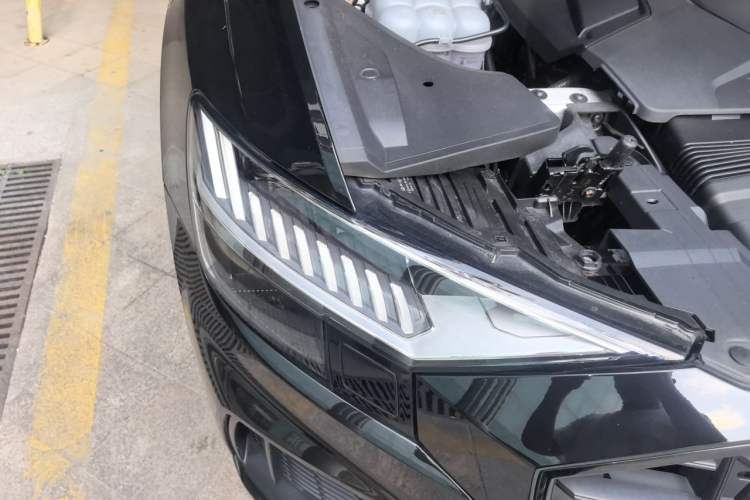Used Audi Q8  Right Front Headlight