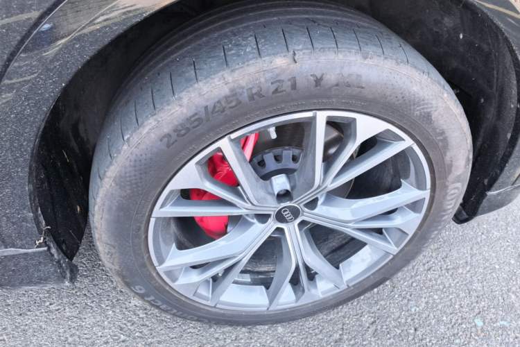 Used Audi Q8 2022 55 TFSI Prestige Dynamic Edition Right Front Wheel Hub