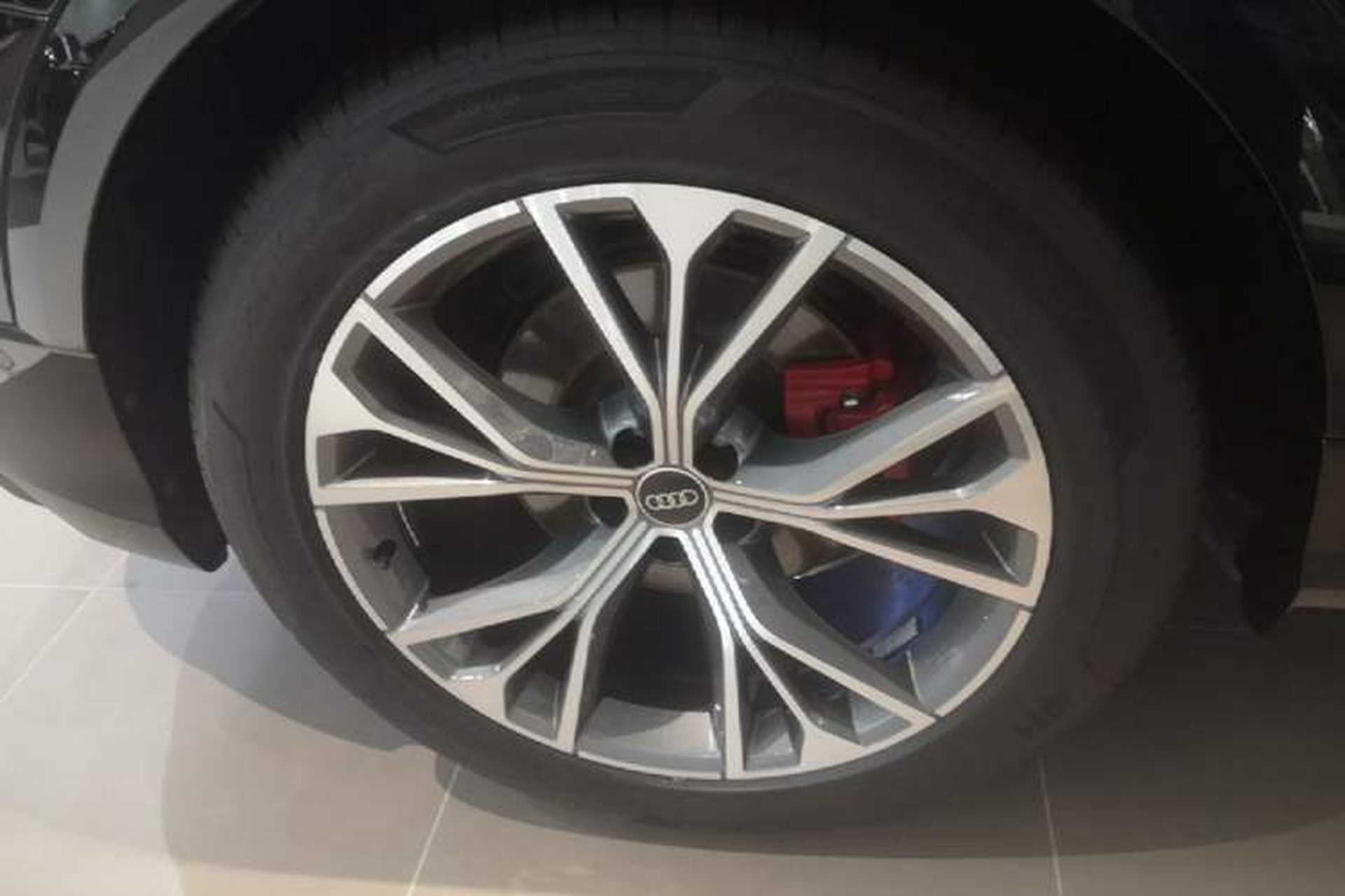 Used Audi Q8 2022 55 TFSI Prestige Dynamic Edition Right Rear Wheel Hub