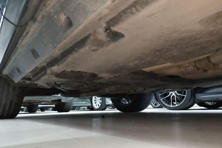 Used Audi Q8 2022 55 TFSI Luxury Dynamic Edition Right Side Sill