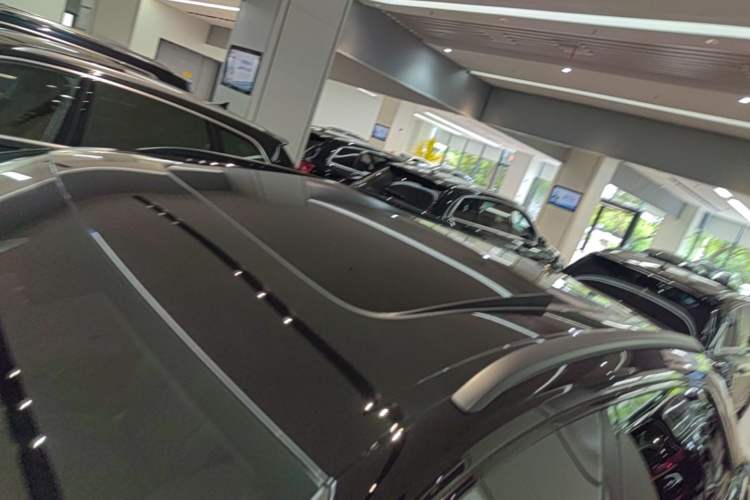Used Audi Q8 2022 55 TFSI Snow Sports Edition Roof