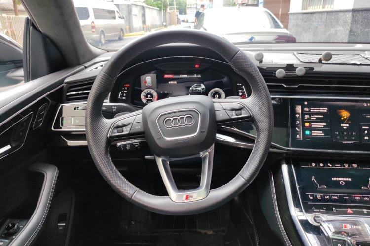 Used Audi Q8 2022 55 TFSI Prestige Dynamic Edition Steering Wheel