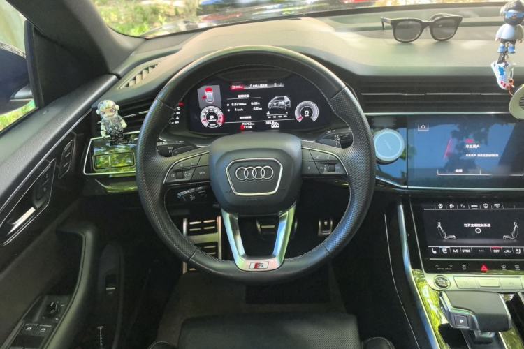 Used Audi Q8 2022 55 TFSI Prestige Dynamic Edition Steering Wheel