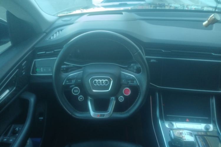 Used Audi Q8 2022 55 TFSI Luxury Dynamic Edition Steering Wheel
