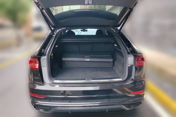 Used Audi Q8 2022 55 TFSI Prestige Dynamic Edition Trunk