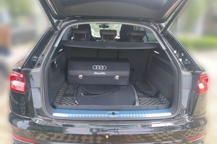Used Audi Q8 2022 55 TFSI Luxury Dynamic Edition Trunk
