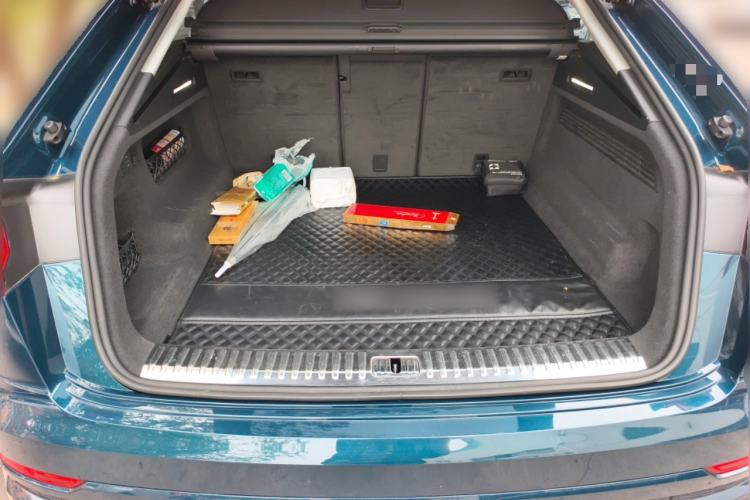 Used Audi Q8 2022 55 TFSI Luxury Dynamic Edition Trunk