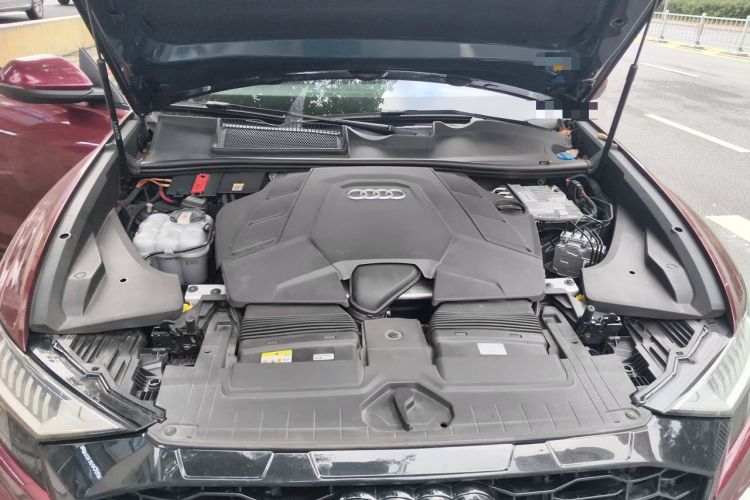 Used Audi Q8 2022 55 TFSI Luxury Dynamic Edition Engine Bay