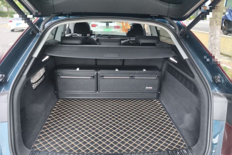 Used Audi Q8 2022 55 TFSI Luxury Dynamic Edition Trunk