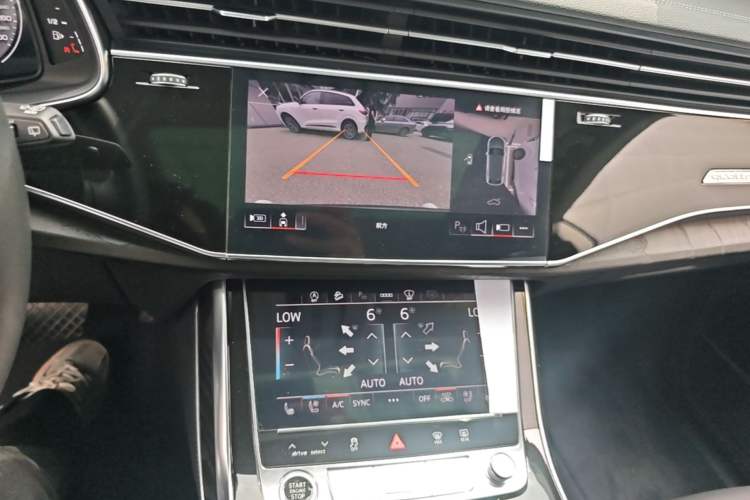 Used Audi Q8 2023 55 TFSI Prestige Dynamic Edition Audio And AC Panel