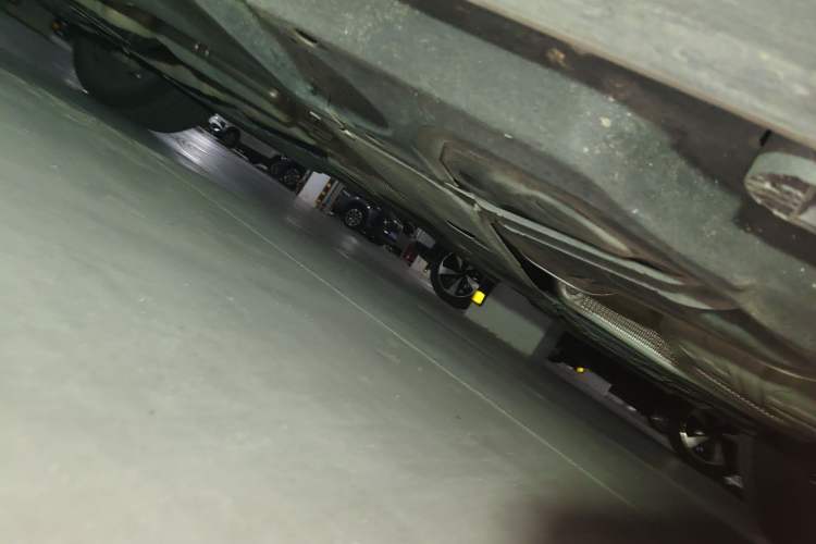 Used Audi Q8 2023 55 TFSI Luxury Dynamic Edition Chassis Rear Left