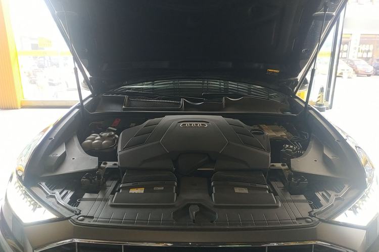 Used Audi Q8 2023 55 TFSI Luxury Dynamic Edition Engine Bay