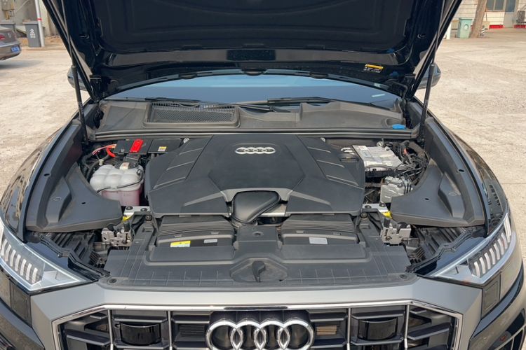 Used Audi Q8 2023 55 TFSI Luxury Dynamic Edition Engine Bay